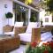 Hotel Angela Suites & Lobby Foto: Hotel Angela Suites & Lobby