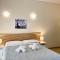 The Green Gate - Airport Guest House