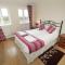 4 Bed in Port Eynon oc-hh9901
