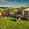 2 CUORI E 1 YURTA Glamping in Tuscany - Adults Only