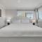 Sailfish Suites 7 - Waterfront Lodging