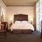 The Ashton Hotel