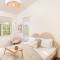 Seaview Garden Villa - Heated Pool & Sauna