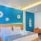 Holabay Resort