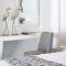 Lithos Luxury Rooms (Adults Only)