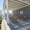 Lithos Luxury Rooms (Adults Only)