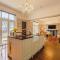 5 Bed in Sandown oc-87008