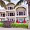 Tres Cocos Resort