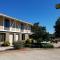 Super 8 by Wyndham Bentonville
