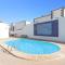 Villa Almar by Villa Plus