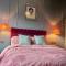 The Bank - Rooms & Apartments by Coorie Doon Stays