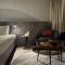 Metro Hotel