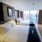 Avanti Hotel