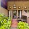 Sudi Guest House