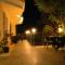 Hotel Avis