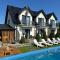 Holiday Amber -