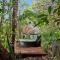 Cocolhu Treehouse & Ocean View