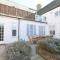 3 Bed in Southwold oc-1qs