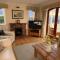 Oak Tree Cottage, Charming, Rural New Forest Home