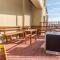 New Promenade Hotel