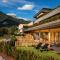 Aurina Lodges
