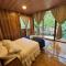 Mindo GlamBird Glamping & Lodge