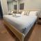 @ Marbella Lane - Chic Abode w/Mountain Skyline