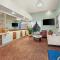 Howard Johnson by Wyndham Pasadena