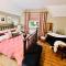 6 Luxury home near family park Pet friendly