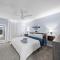 New Spacious Renovated Townhouse