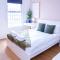 CONTRACTOR READY - spacious and bright 5 bed house! CONTRACTOR READY - spacious and bright 5 bed house!