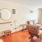 Nakuru Palace furnished apartment with pool milimani H1