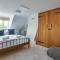 4 Bed in Rottingdean oc-bbrott