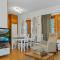Holiday Home Puolikuu a7 by Interhome