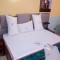 HOTEL DE LA VALLEE NEW
