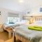 2 Bed in Helford oc-hcpopi