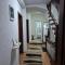 Deni house