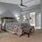 VB851 - Blue Bird - Alice Lodging