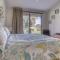 VS589 - Lite Hideaway - Alice Lodging
