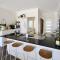Waters Edge 4x4 Townhouse