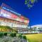 2BR CBD Apt Swimming Pool Sauna SPA CBD