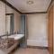 Beachfront Penthouse with Panoramic Ocean-View Terrace VIP Baia