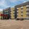 Encore Suites by Service Plus Inns - Grande Prairie