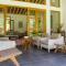 Boundary House. 4 bedrm villa with private Chef