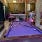 You Empire Hostel & Bar
