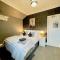 Vaila Guest House