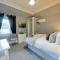Vaila Guest House