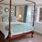Tattingstone Inn