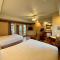 Riverfront Motel & Cabins