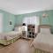 106 Olive Way